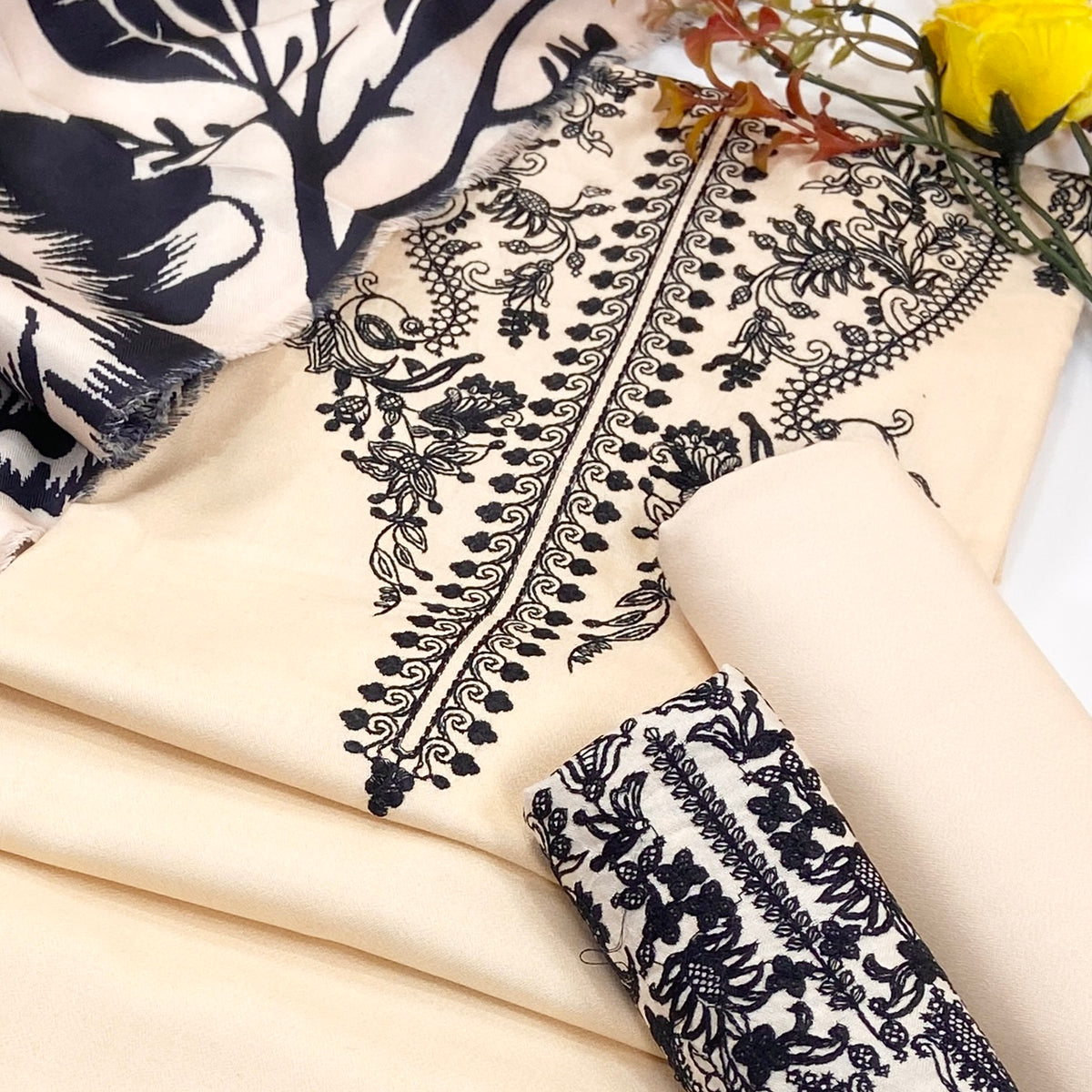 Baroque Emb Dhanak 3PC