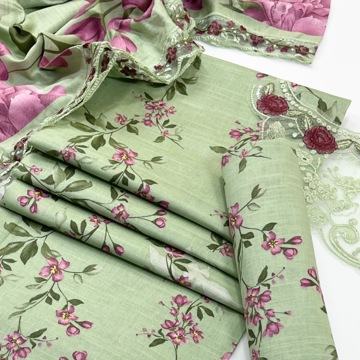 Iznik Printed & Emb Khaddar 3PC