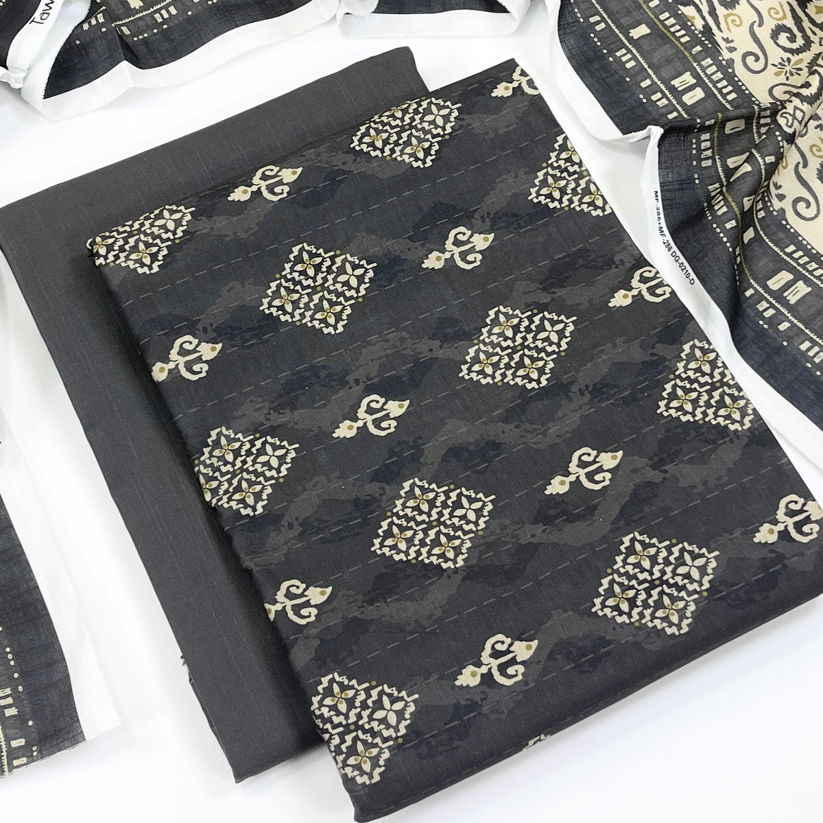 Tawakkal DIgital Printed Khaddar 3PC