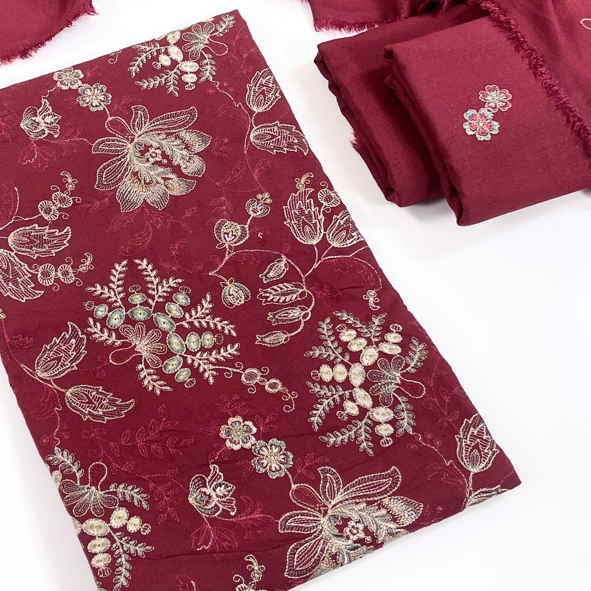 Bareeze Embroidered Karandi 3PC