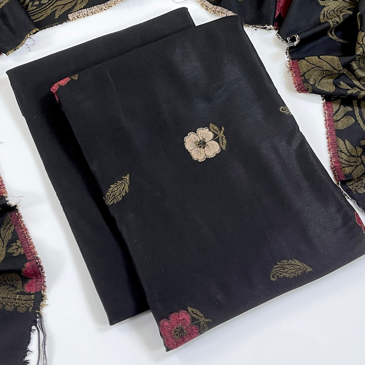 Sapphire Premium Broshia Velvet 3PC