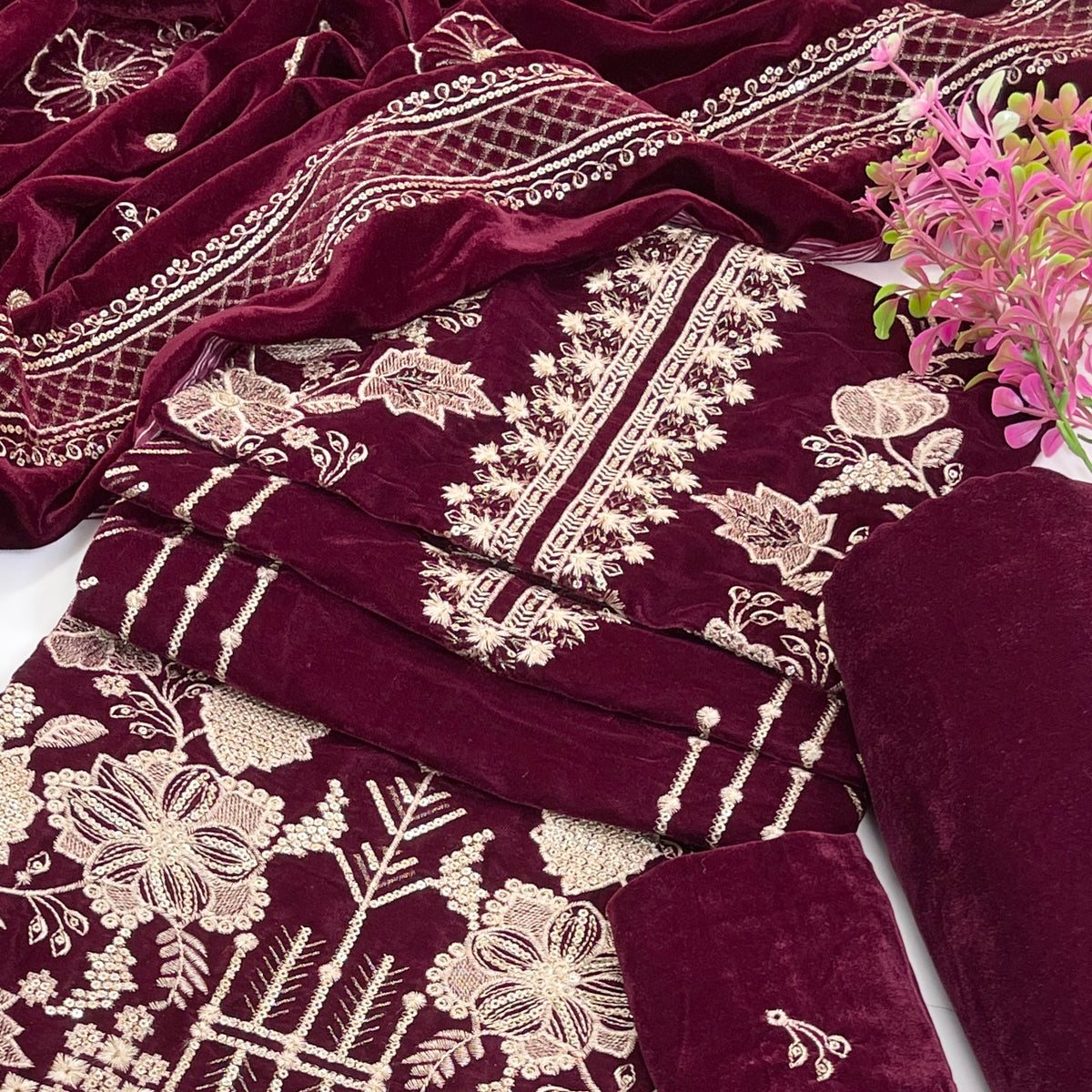 Sana Safinaz Luxury Emb Velvet 3PC
