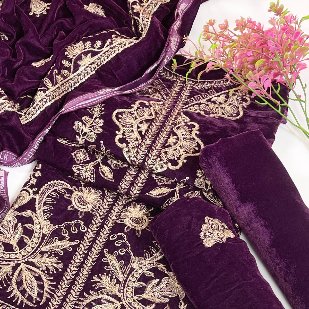 Sana Safinaz Luxury Emb Velvet 3PC