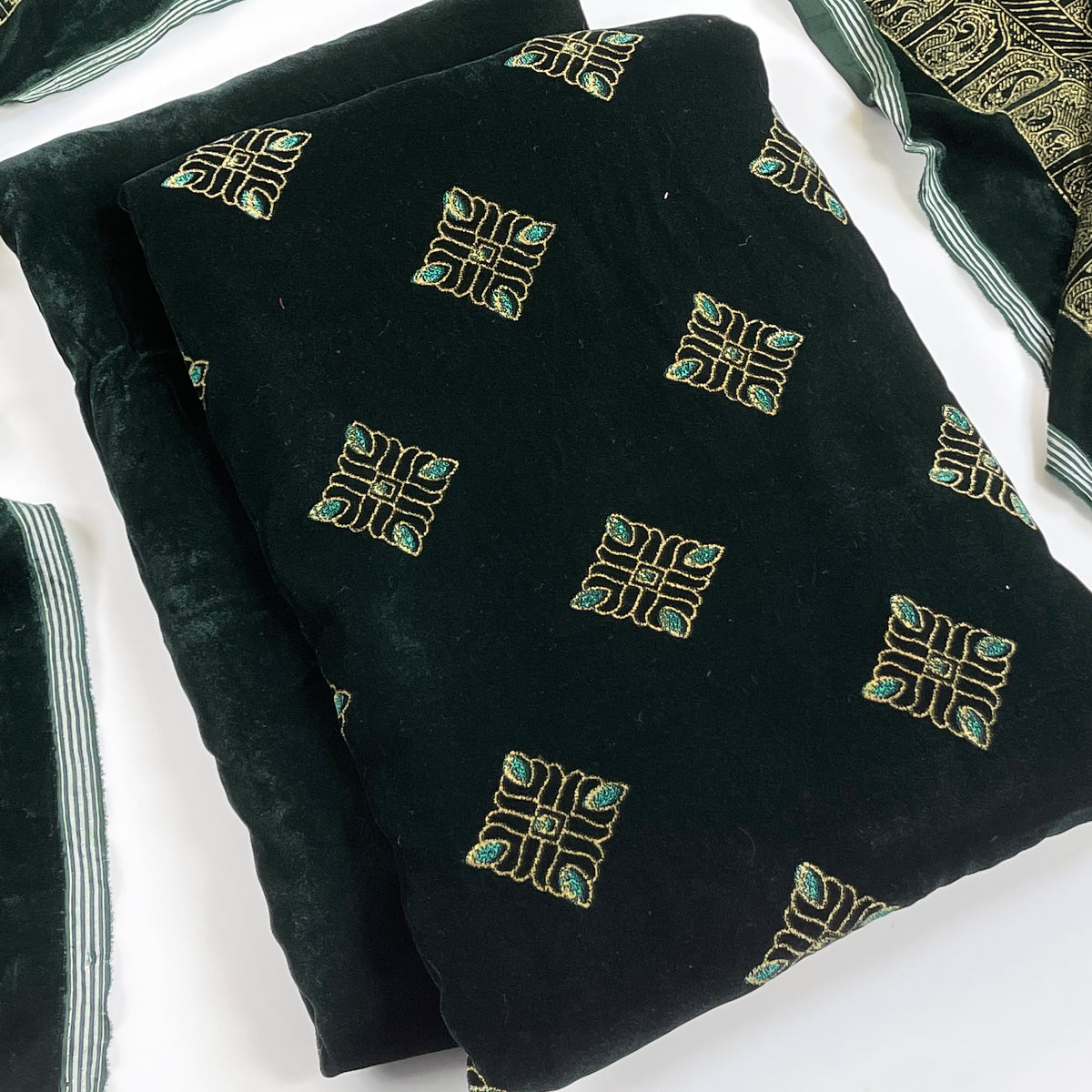 Tawakkal Premium Velvet 3PC