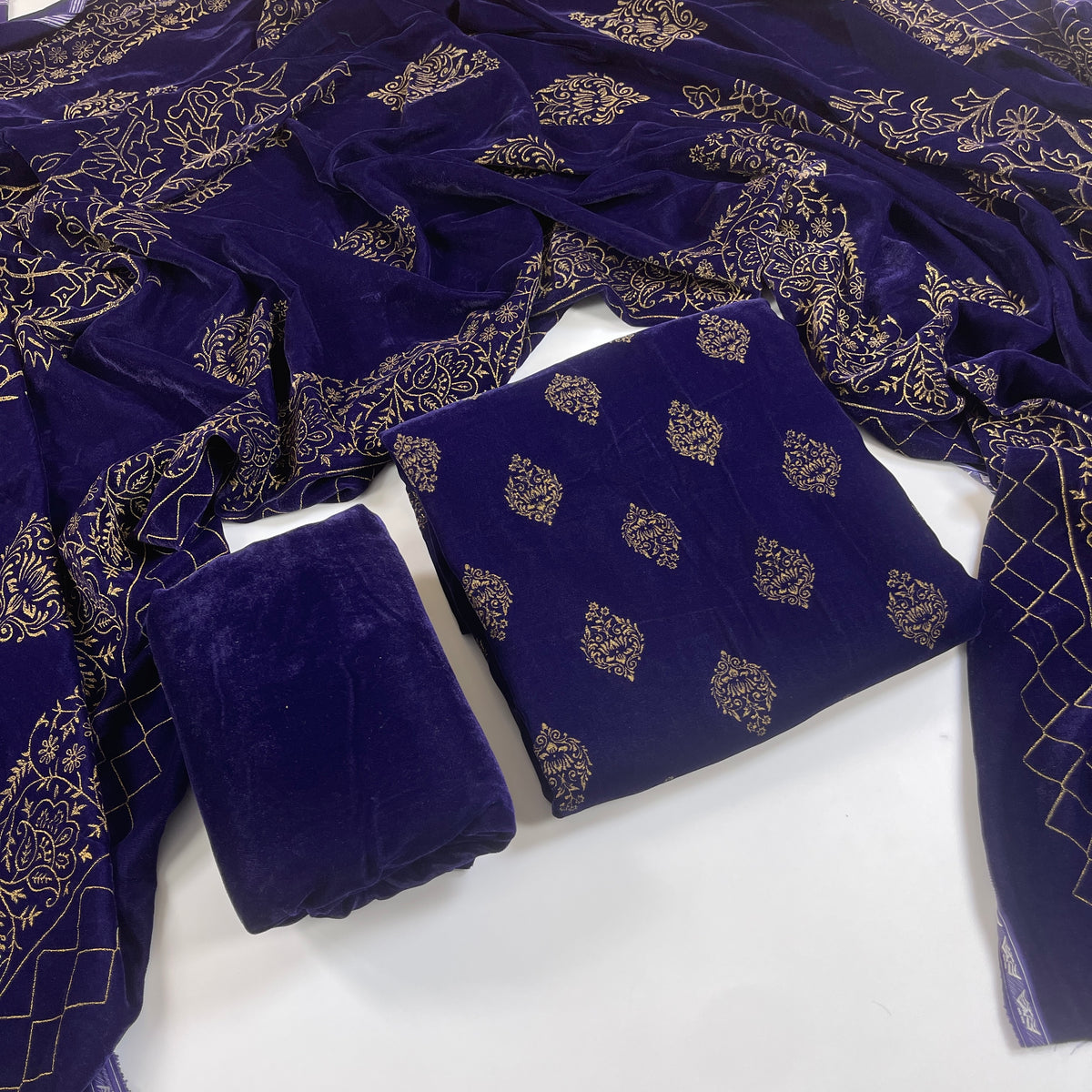 Tawakkal Premium Velvet 3PC