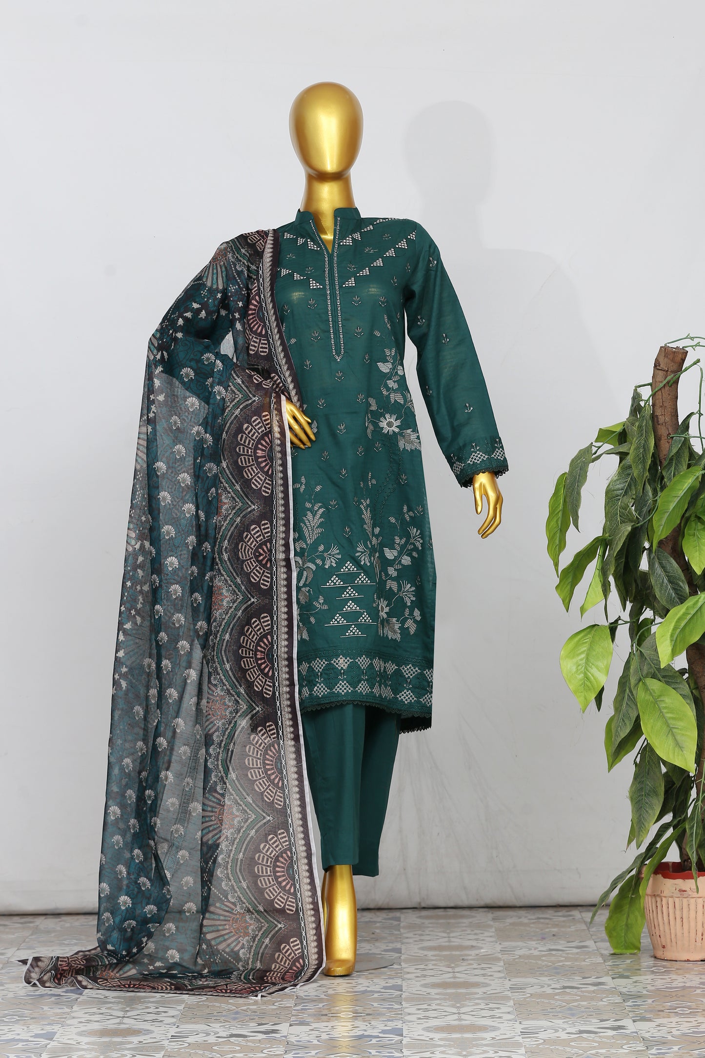Mastani By Anaya Noor Bana Dora Emb Lawn 3PC
