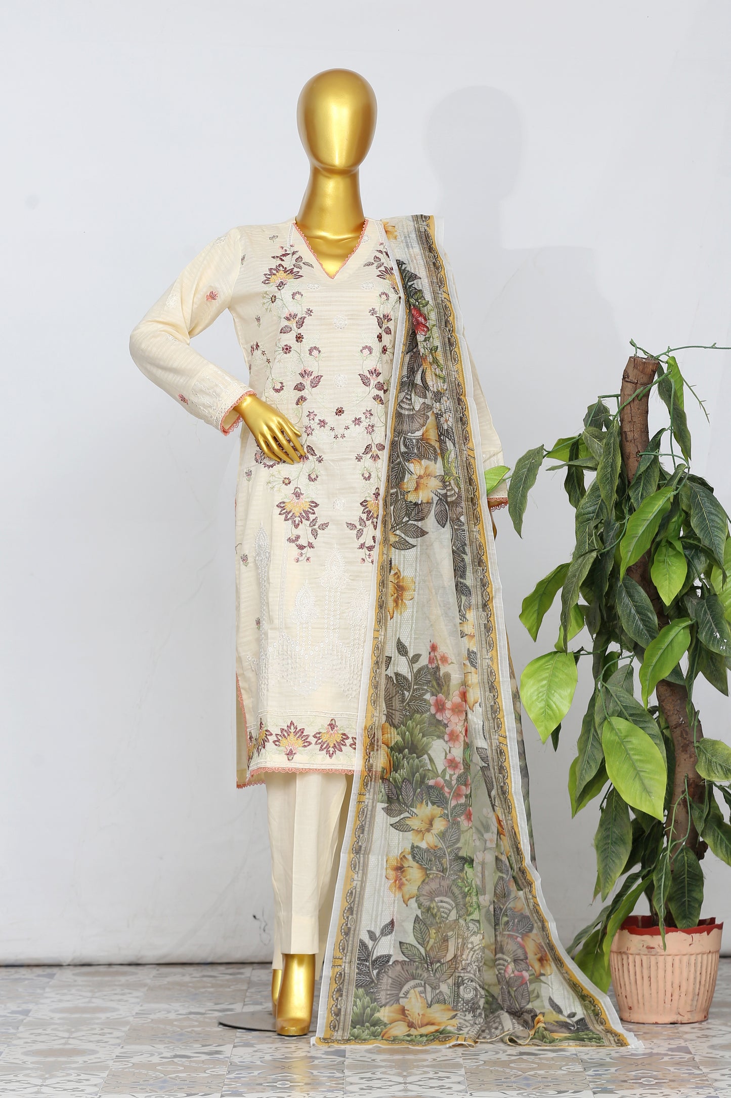 Mastani By Anaya Noor Bana Dora Emb Lawn 3PC