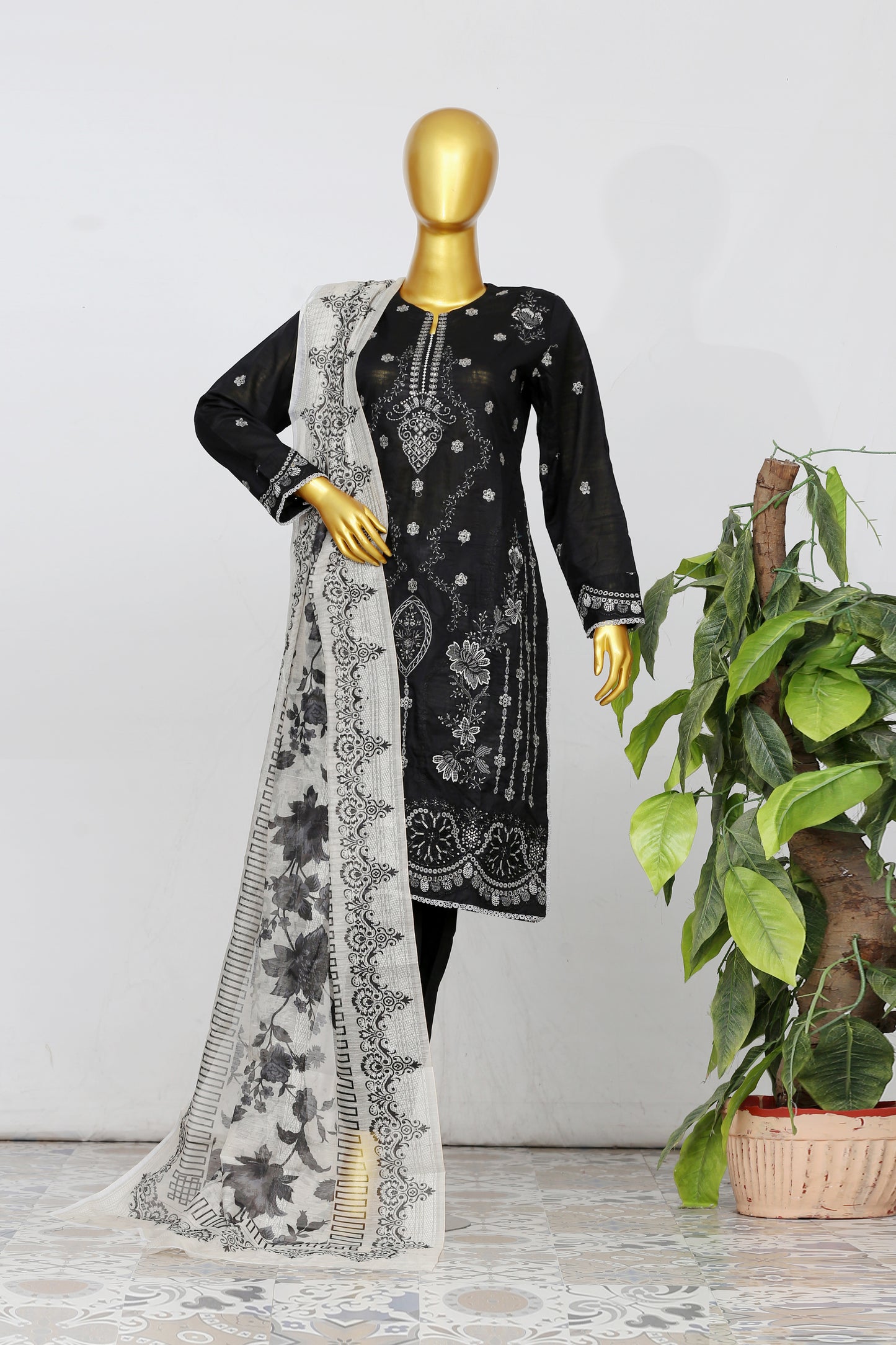 Mastani By Anaya Noor Bana Dora Emb Lawn 3PC
