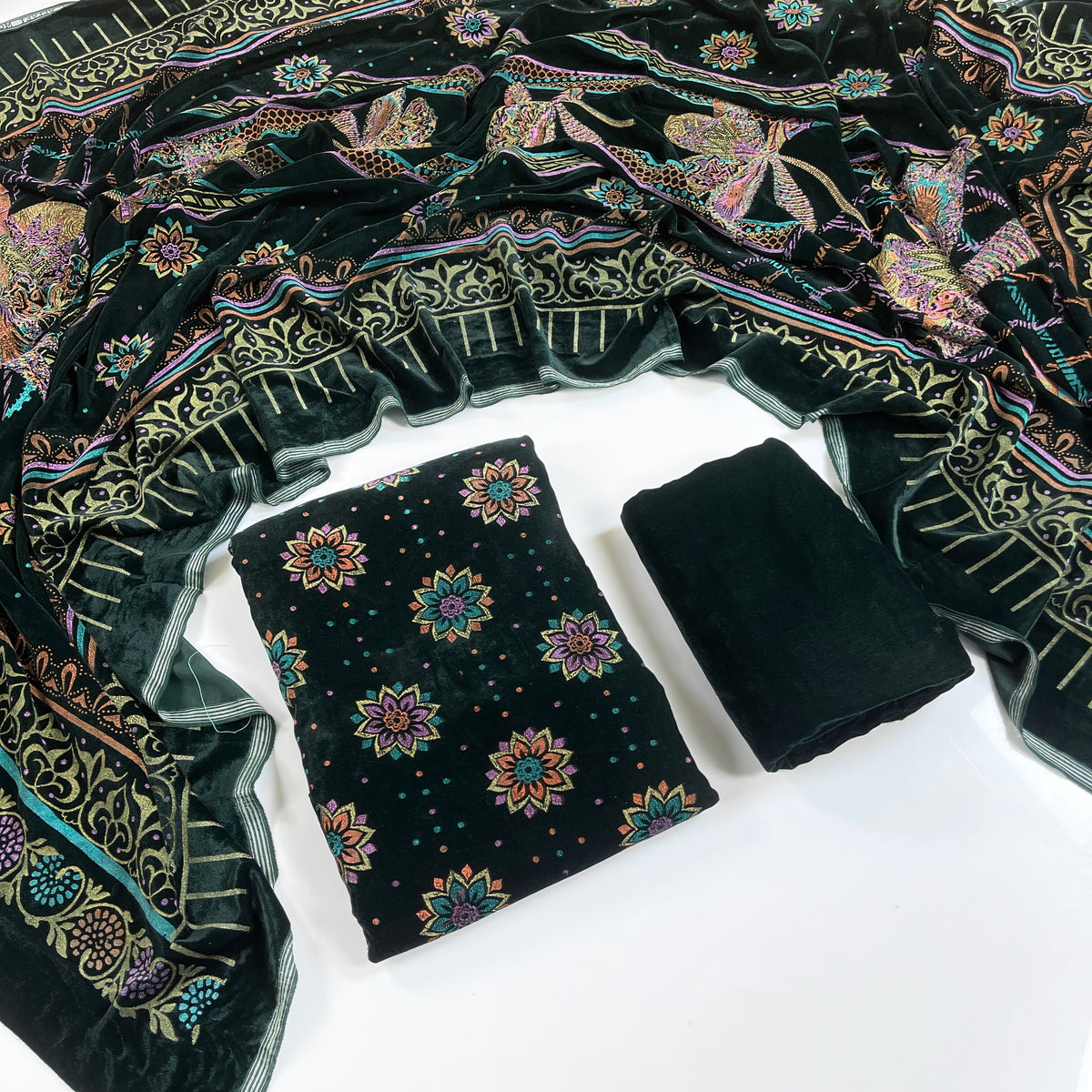 Tawakkal Premium Velvet 3PC