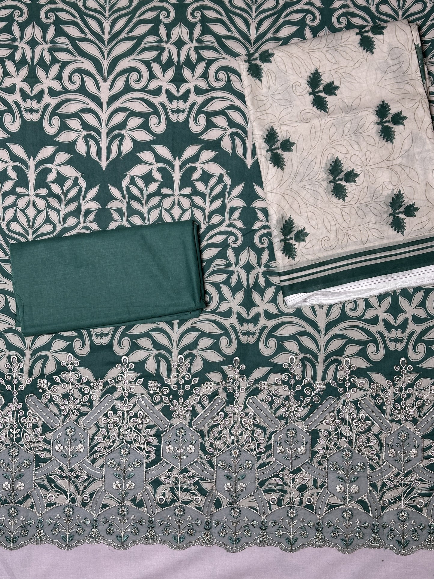 Jaffrani Premium Printed & Emb Laserkari Lawn 3PC