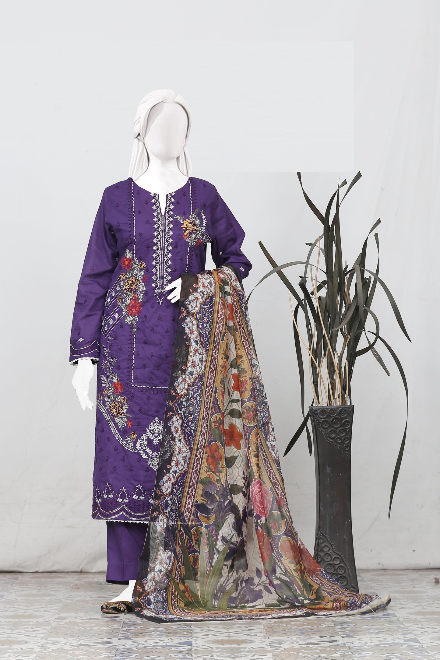 Zarqash By Anaya Noor Bana Dora Emb 3PC
