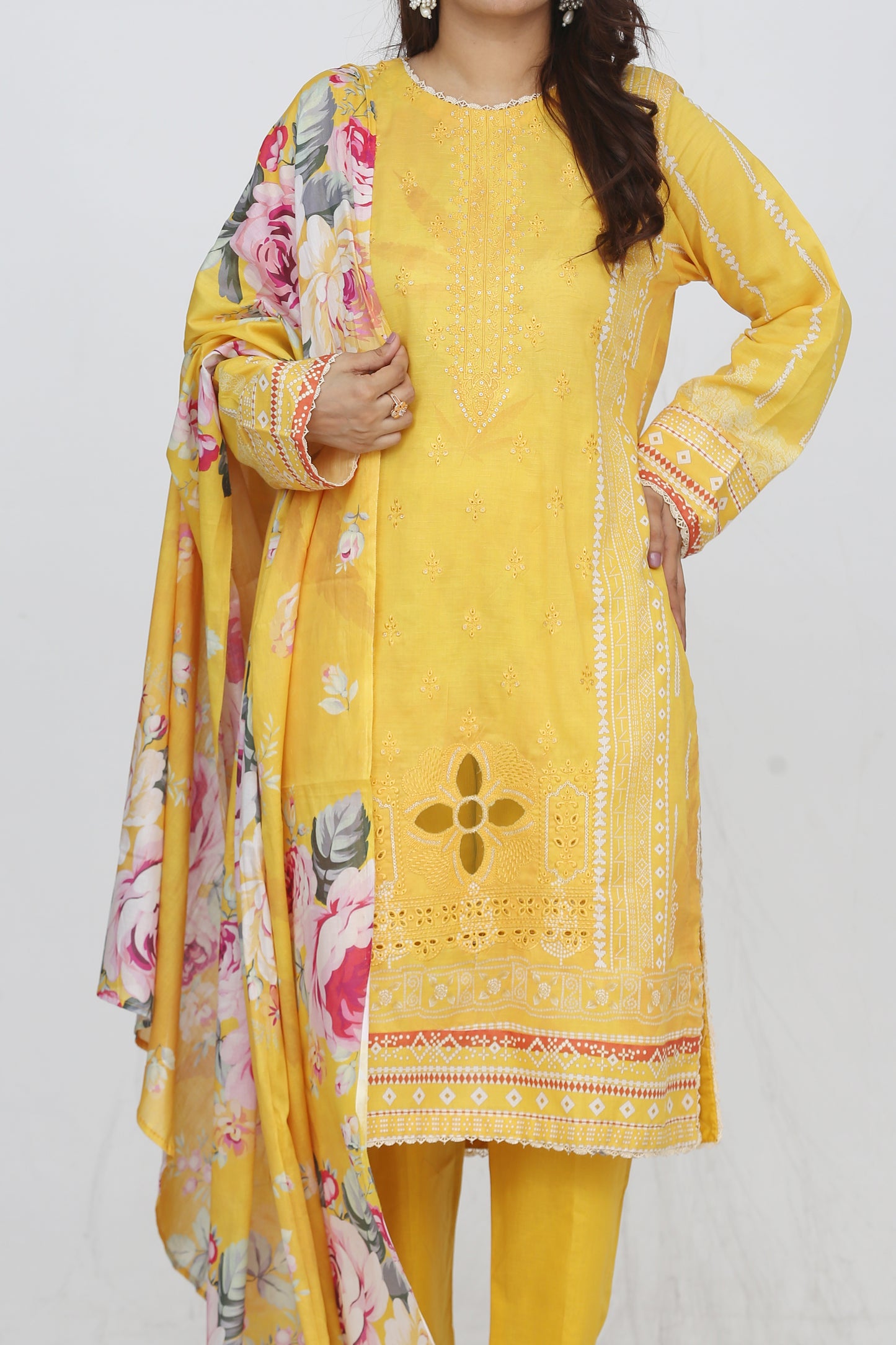 Ronaq By Anaya Noor Embroidered 3PC