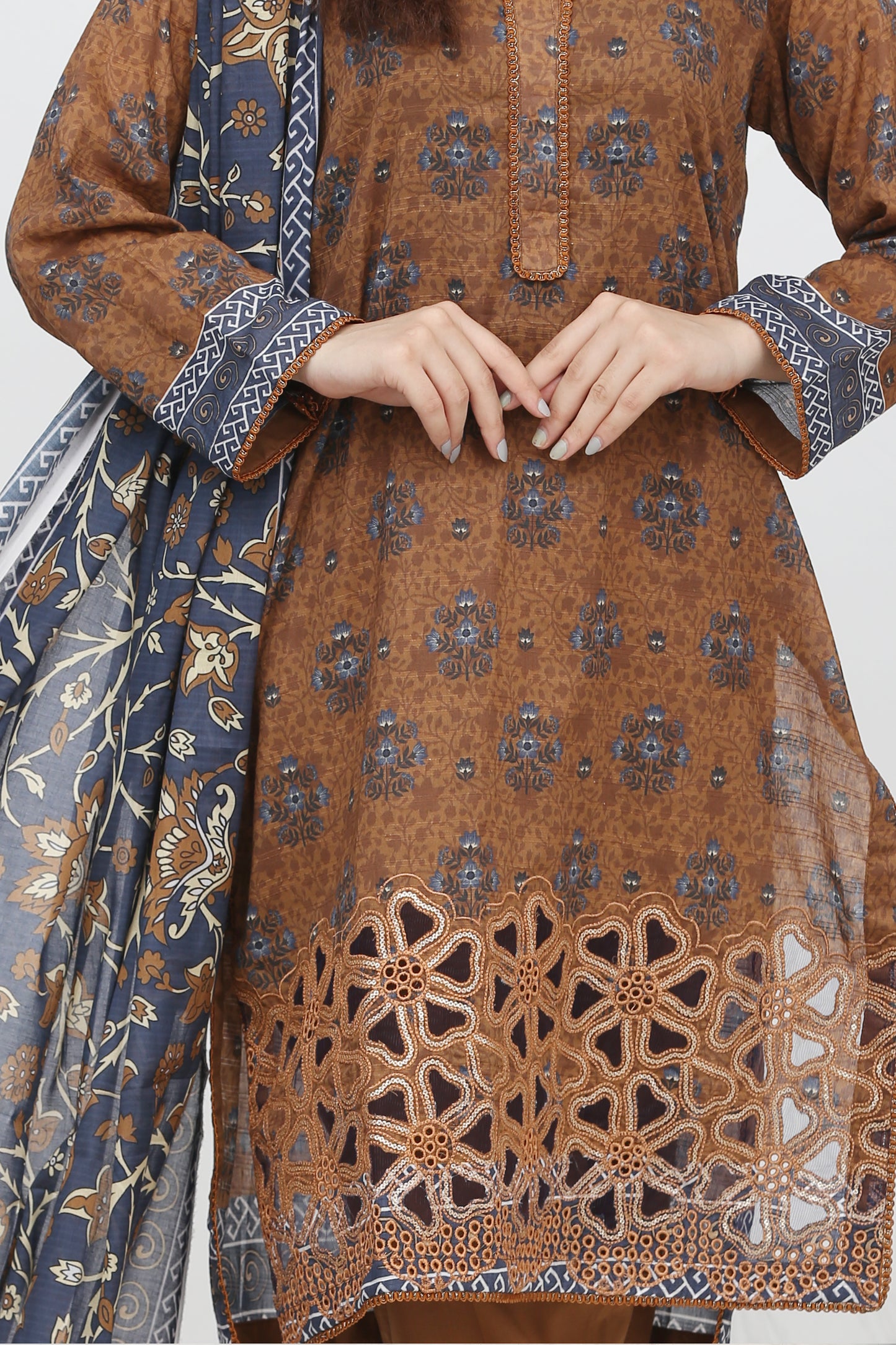 Phoolkari By Anaya Noor Printed Bana Dora Lawn 3PC