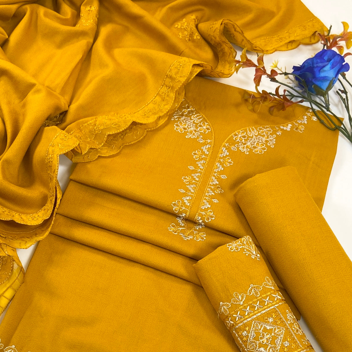 Fasana By Shanaya Plain Emb Dhanak 3PC