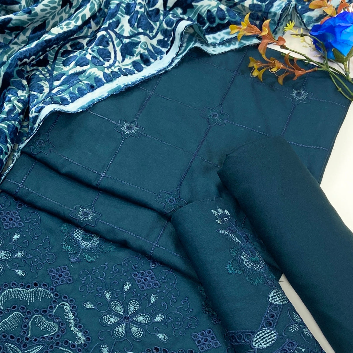 Marino By Anaya Noor Emb Marina With Plachi Dupatta 3PC