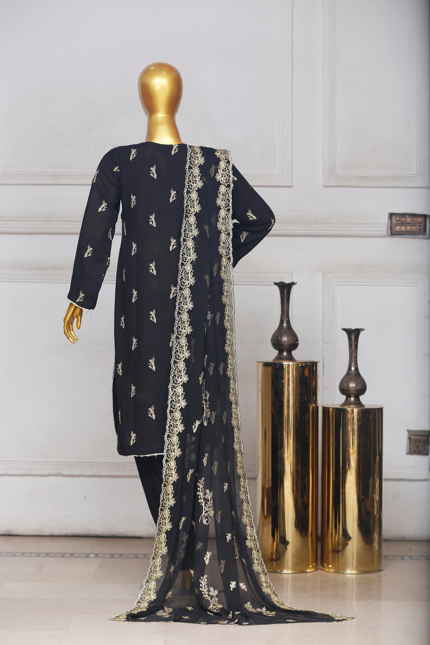 Bareeze Heavy Embroidered Karandi 3-PC
