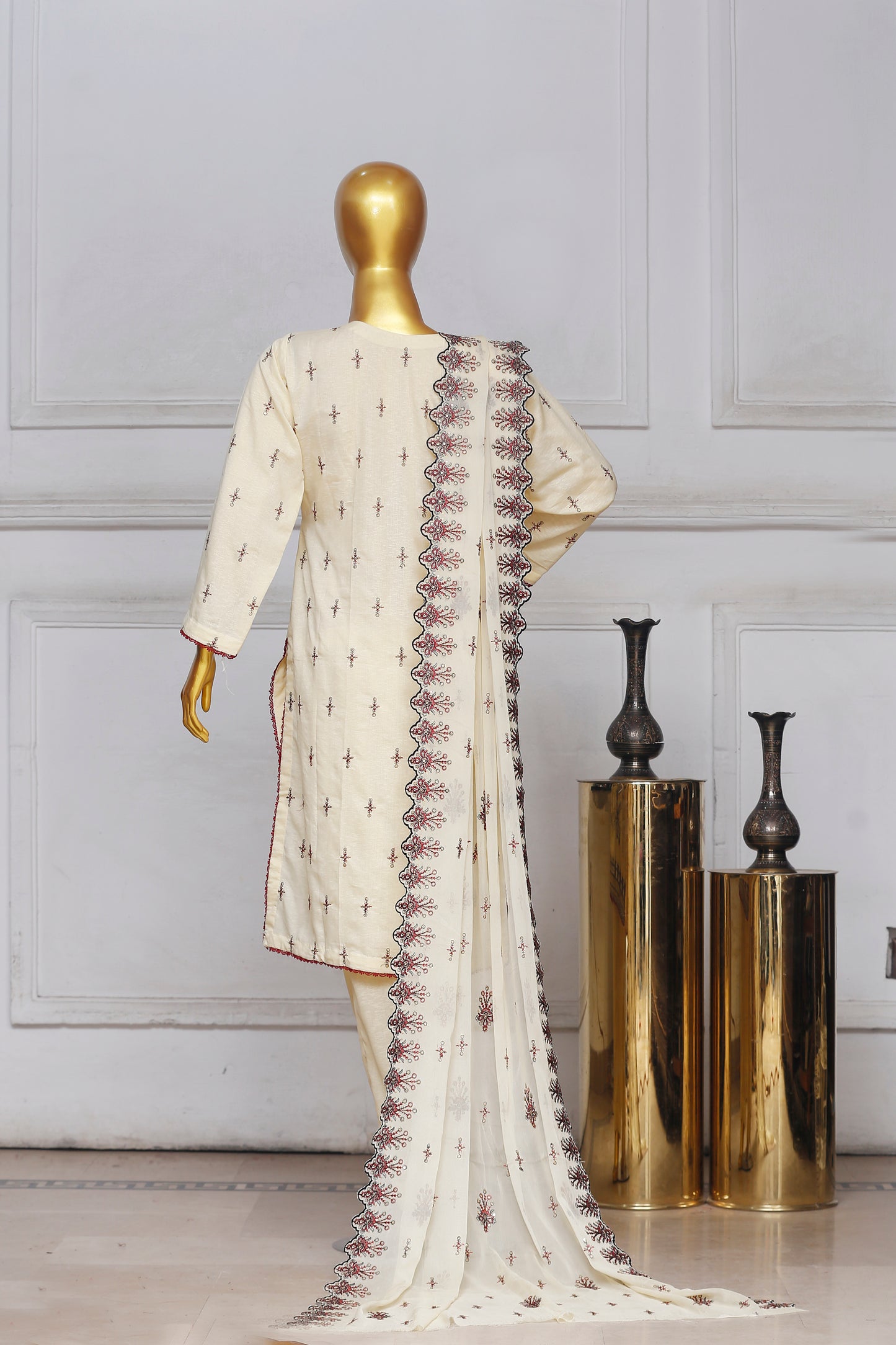 Bareeze Heavy Embroidered Karandi 3-PC