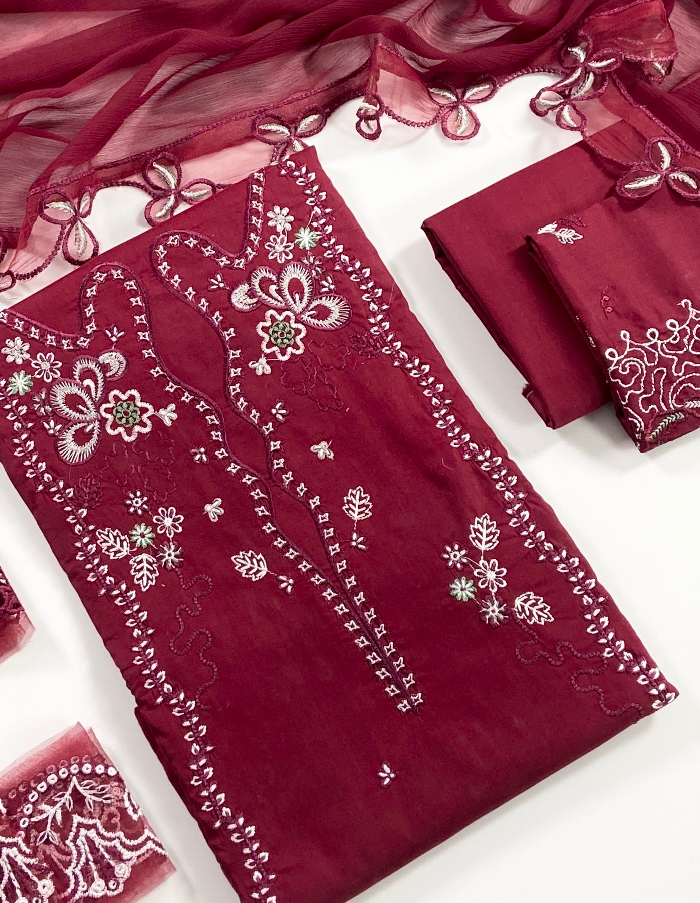 Qalamkar Luxury Embroidered Lawn 3PC