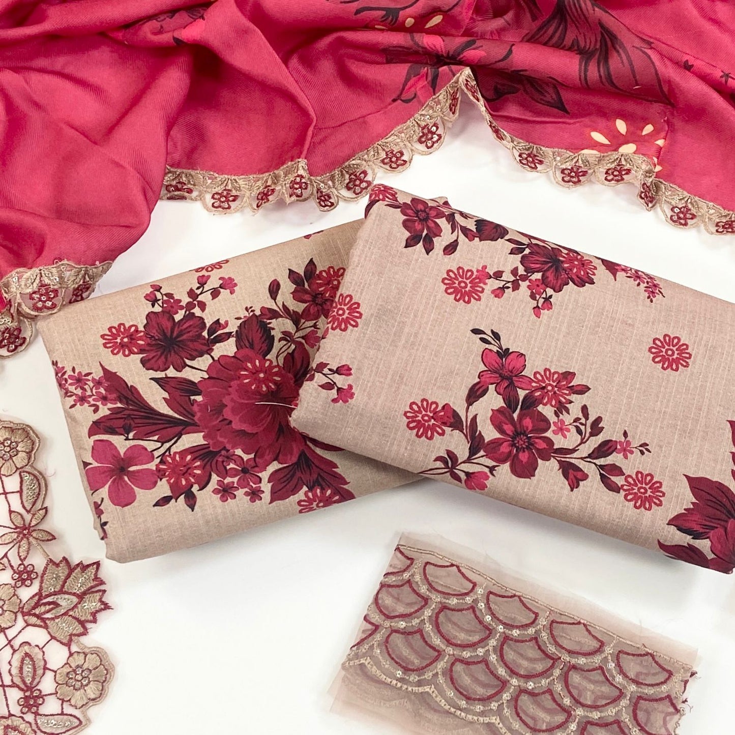 Iznik Printed Slub Khaddar With Emb Patches 3PC