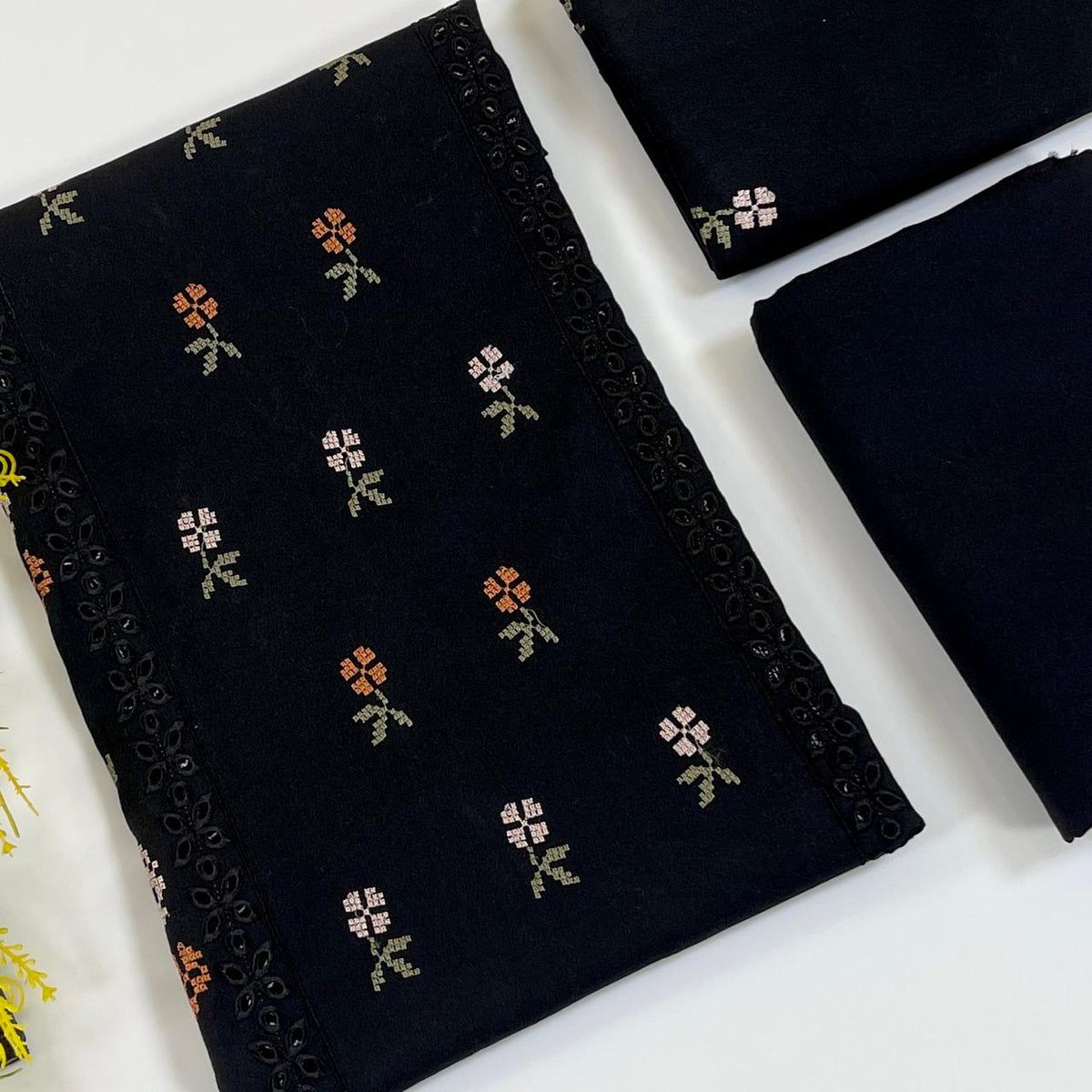 Cross Stitch Plain Emb Dhanak 2PC