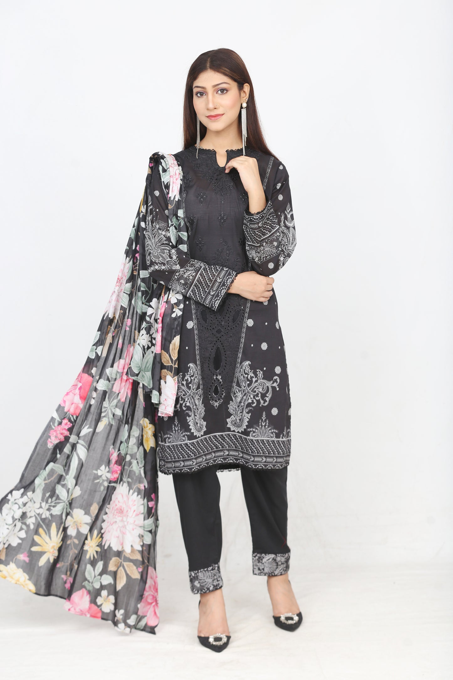 Ronaq By Anaya Noor Embroidered 3PC