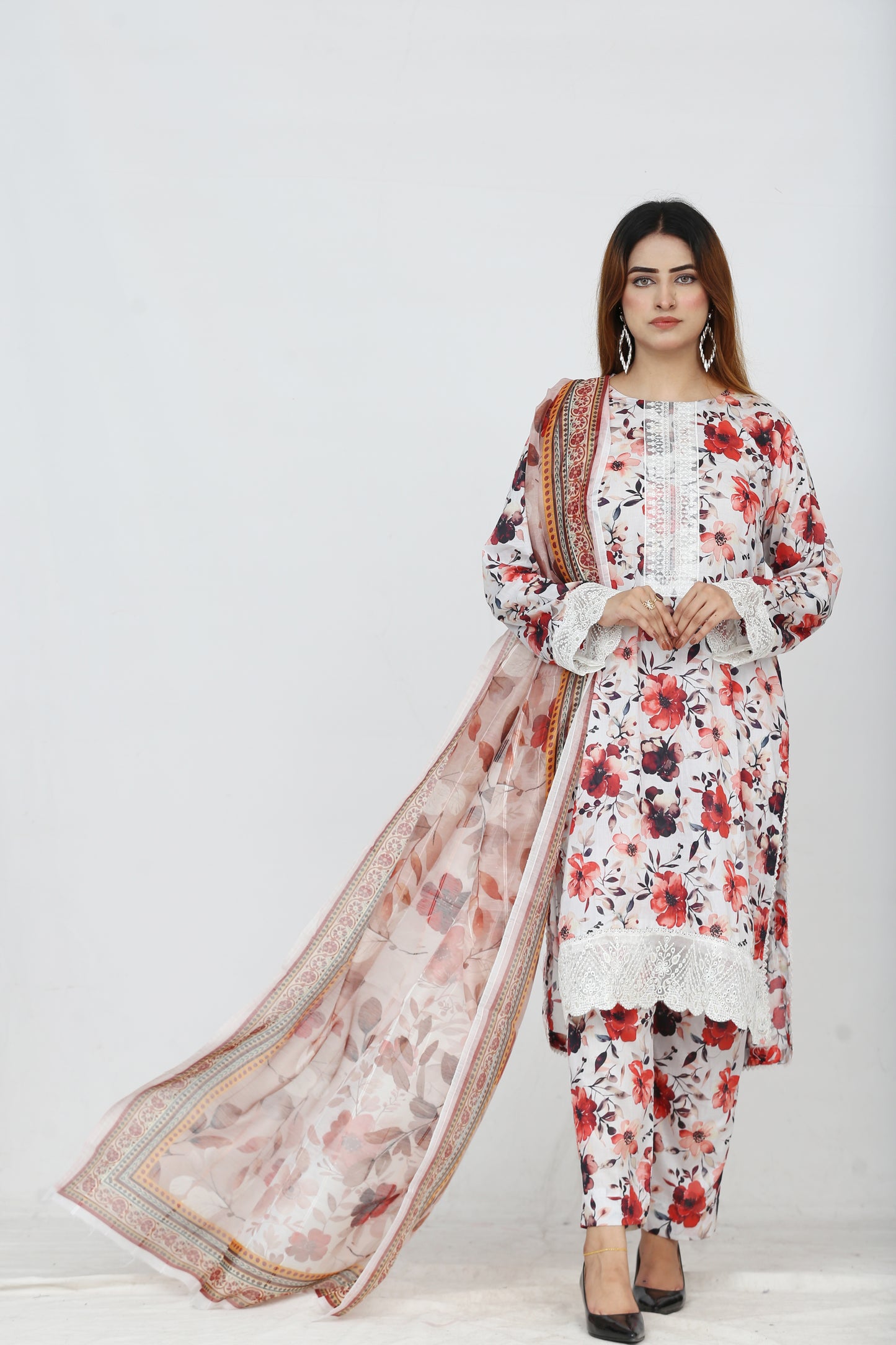 Baroque Embroidered With Patches Lawn 3PC