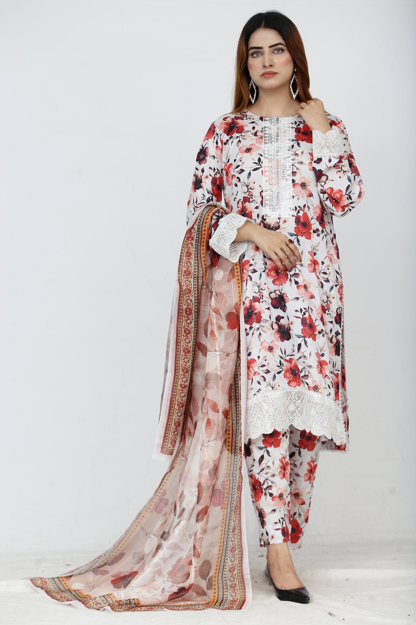 Baroque Embroidered With Patches Lawn 3PC