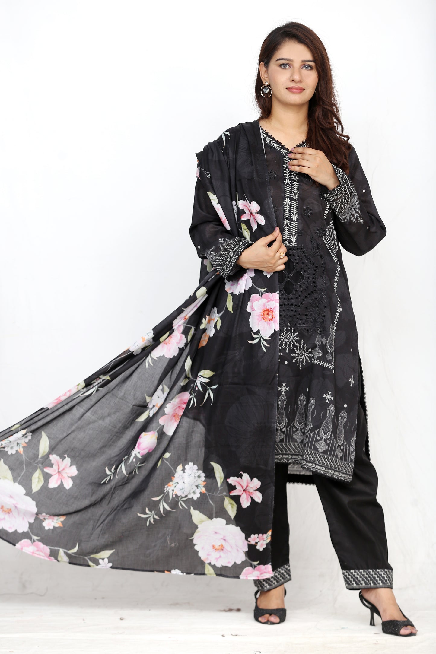 Ronaq By Anaya Noor Embroidered 3PC