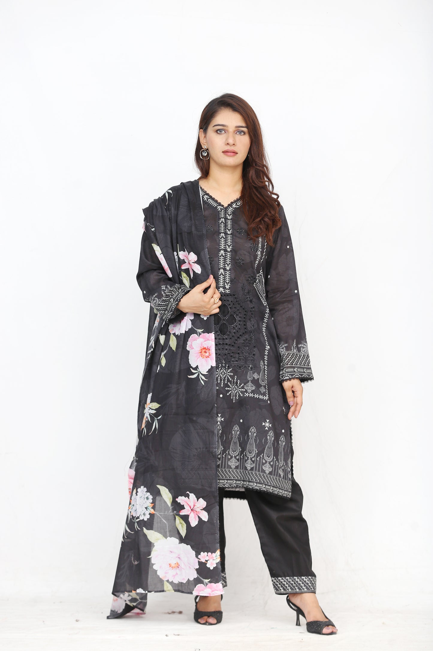 Ronaq By Anaya Noor Embroidered 3PC