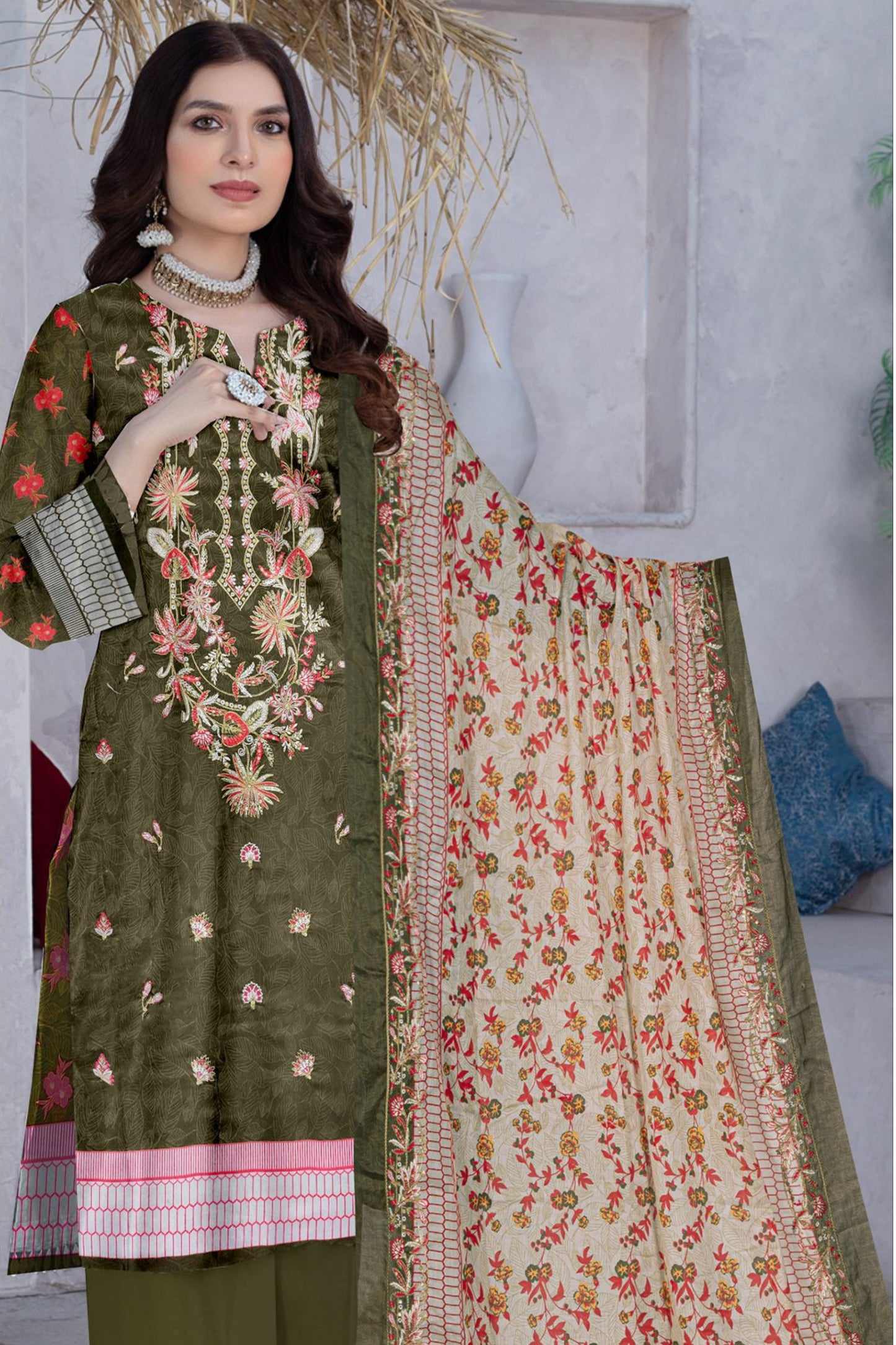 ( Bundle Of 12 ) Khoobsurat by Hania