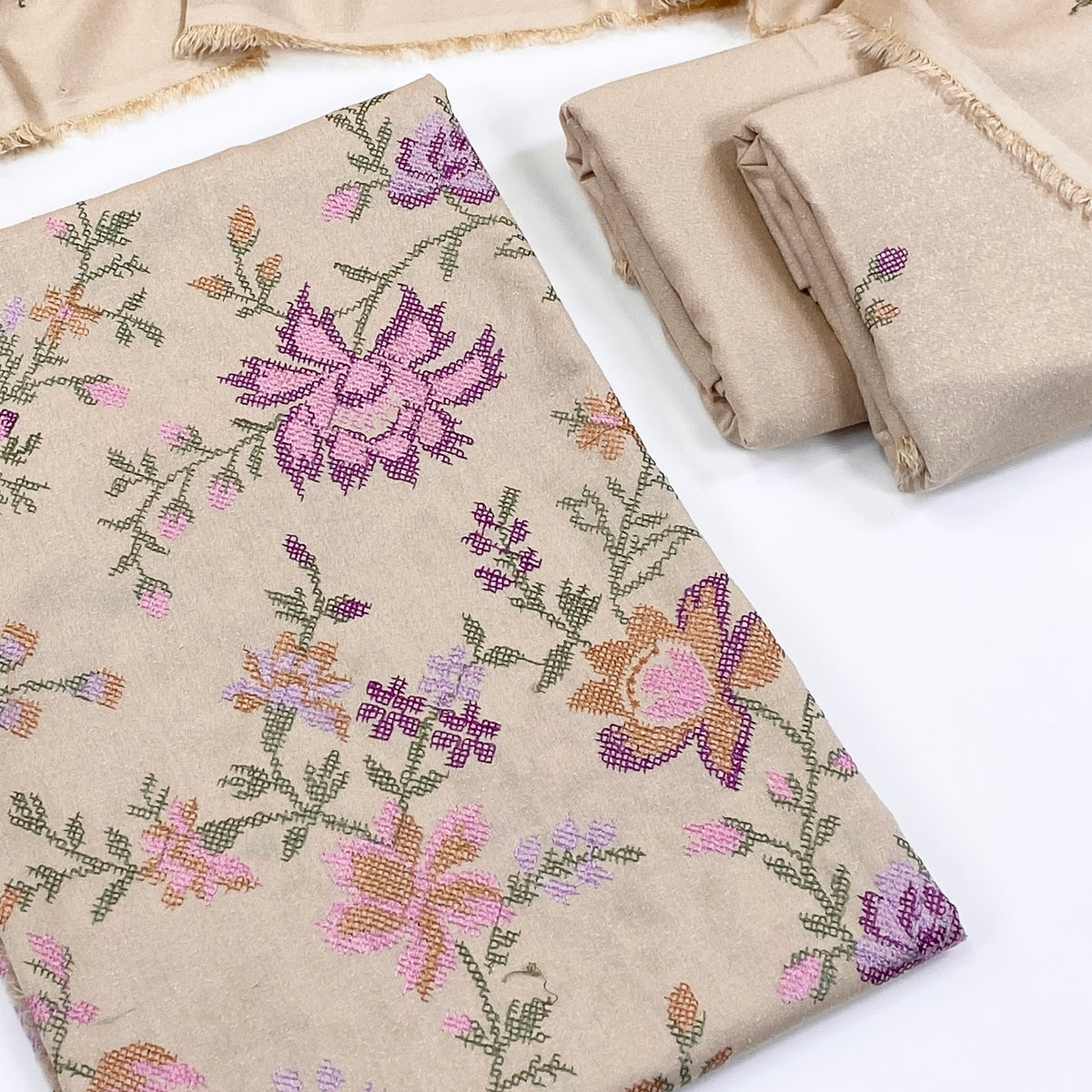 Bareeze Embroidered Karandi 3PC