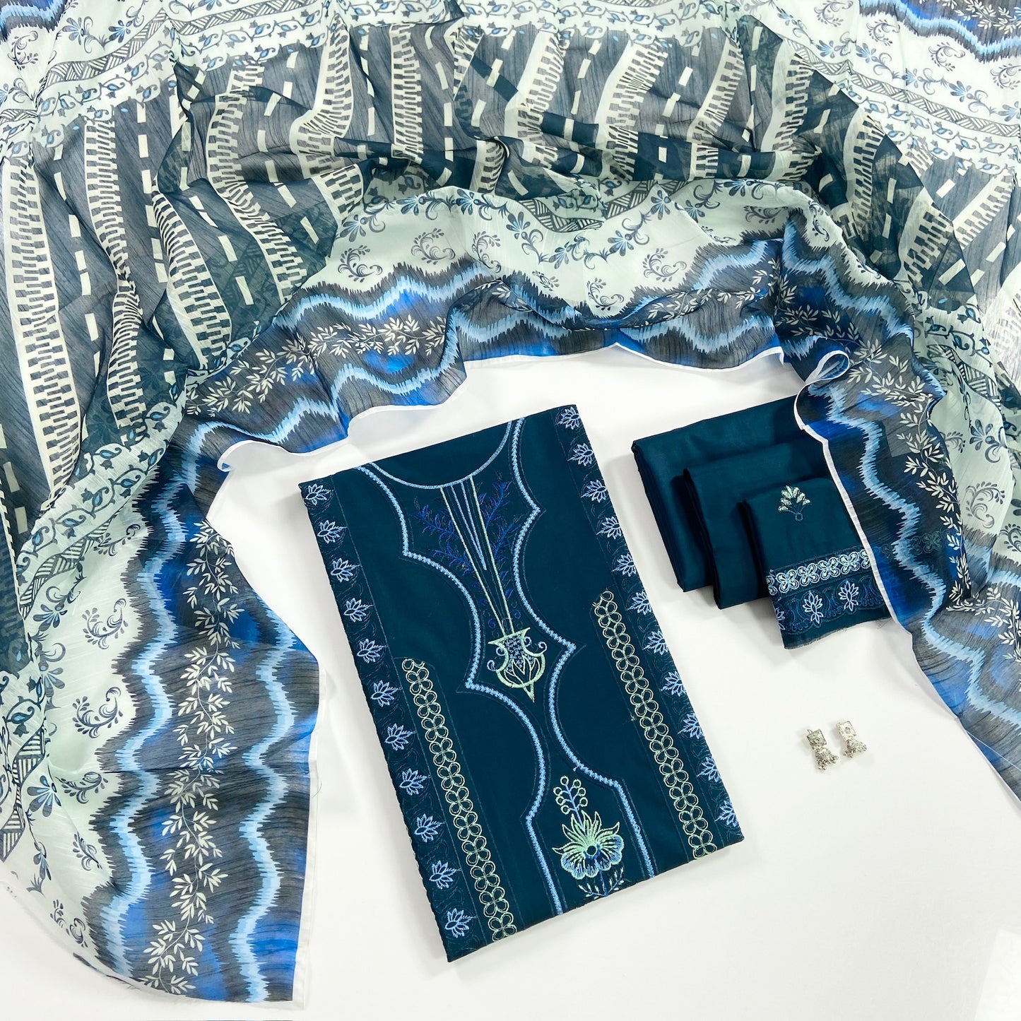 Lakhany Fully Embroidered Lawn 3PC