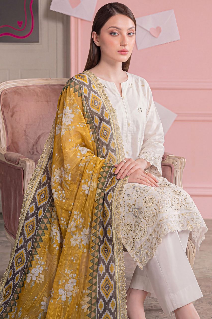 Morocco By Anaya Noor Emb Chickenkari Lawn 3PC