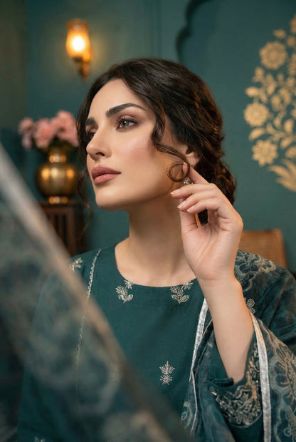 Shangrila By Anaya Noor Emb Baroshia Lawn 3PC