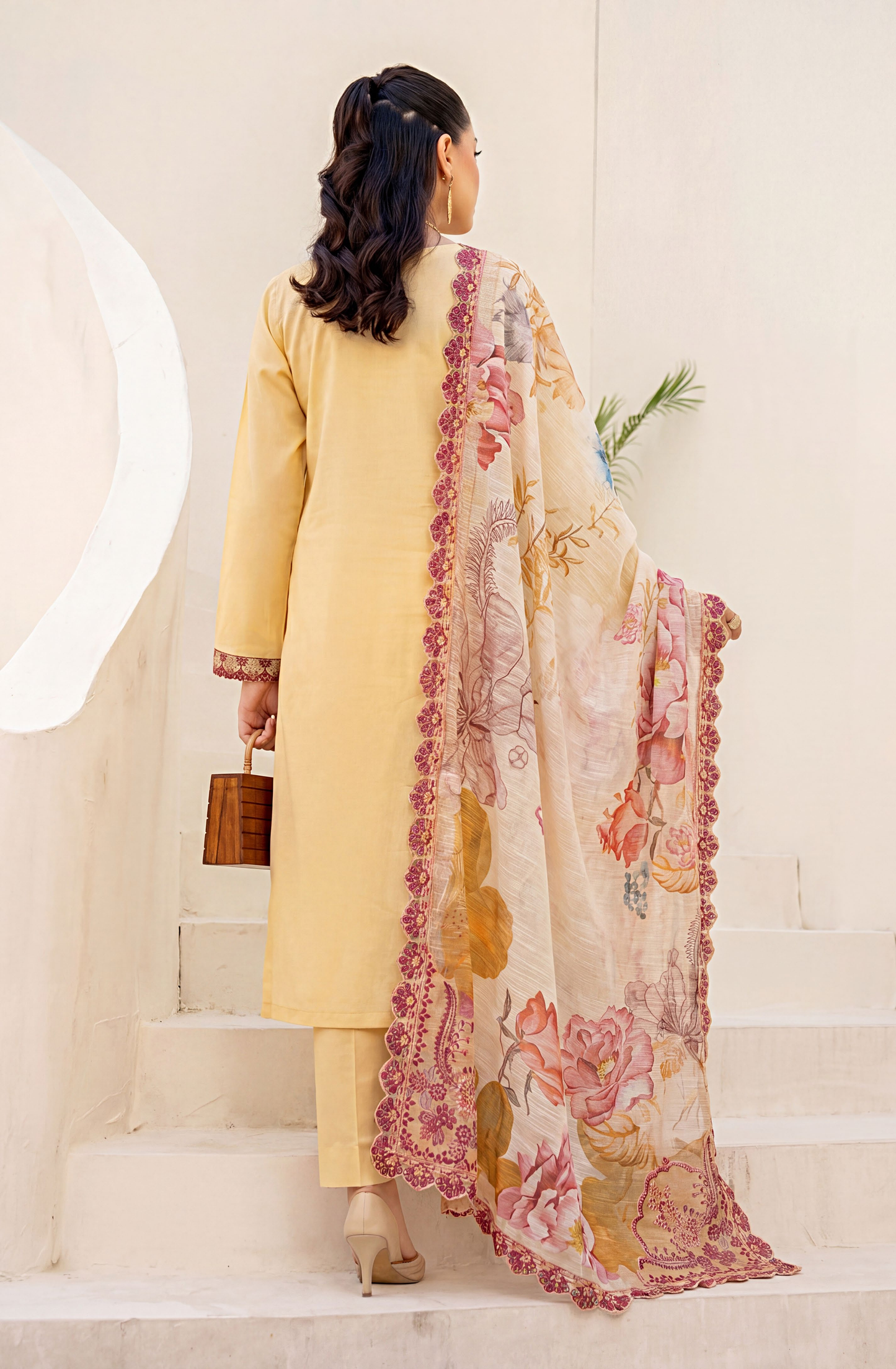 Meadows By Anaya Noor Emb Lawn With Organza Patches 3PC