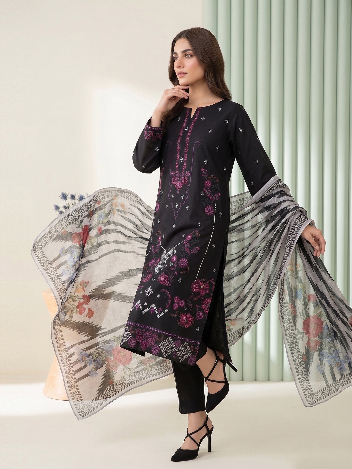 Lakhany Fully Embroidered Lawn 3PC