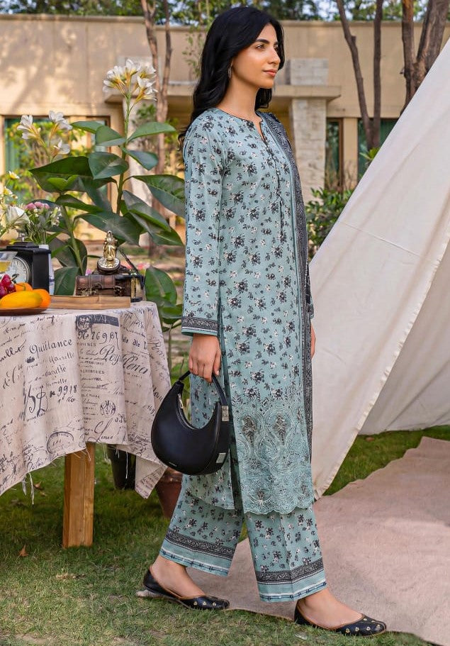 Aabroo By Anaya Noor Emb With Laser-Cut Lawn 3PC