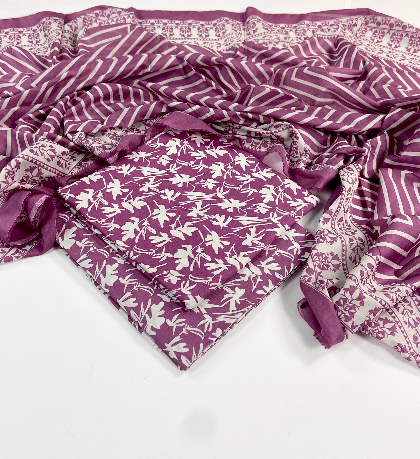 Regalia Digital Printed Lawn 3PC