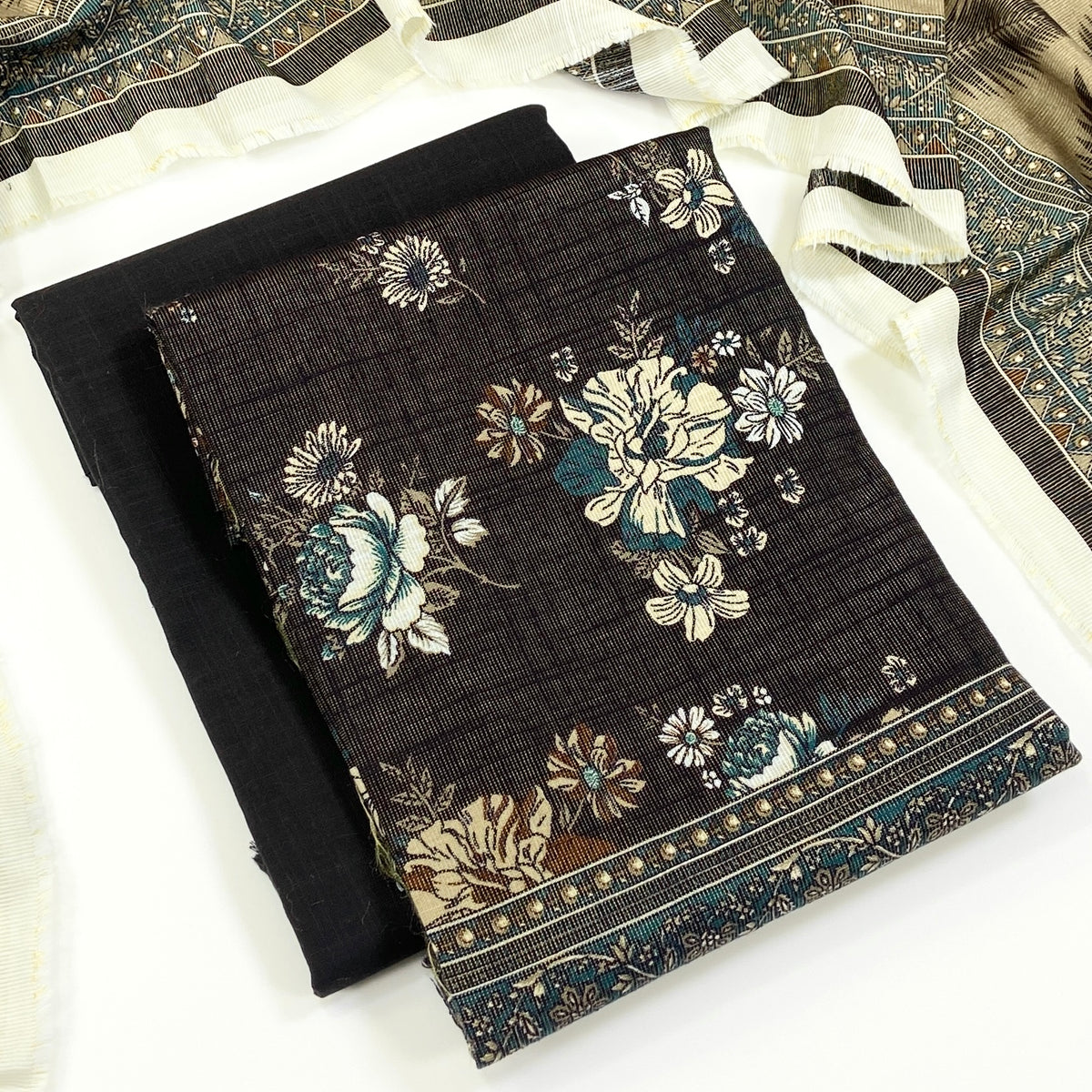 Anaya Noor Printed Chamki Khaddar 3PC