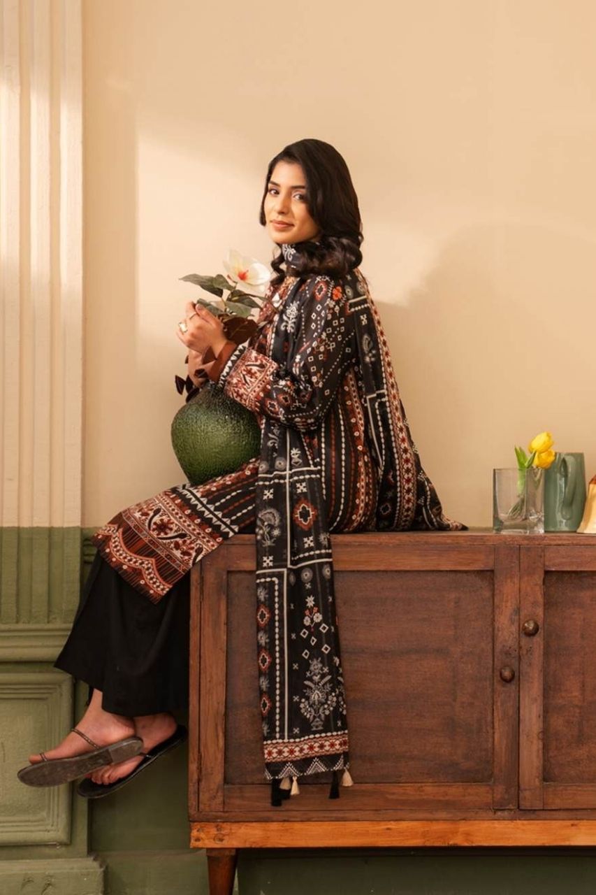 Raiha Premium Printed Lawn 3PC