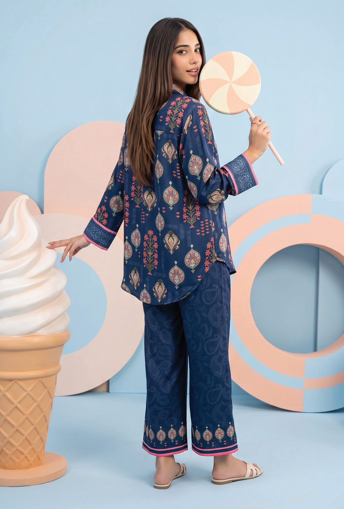 Zesh Winter Essential Printed Silk 2PC