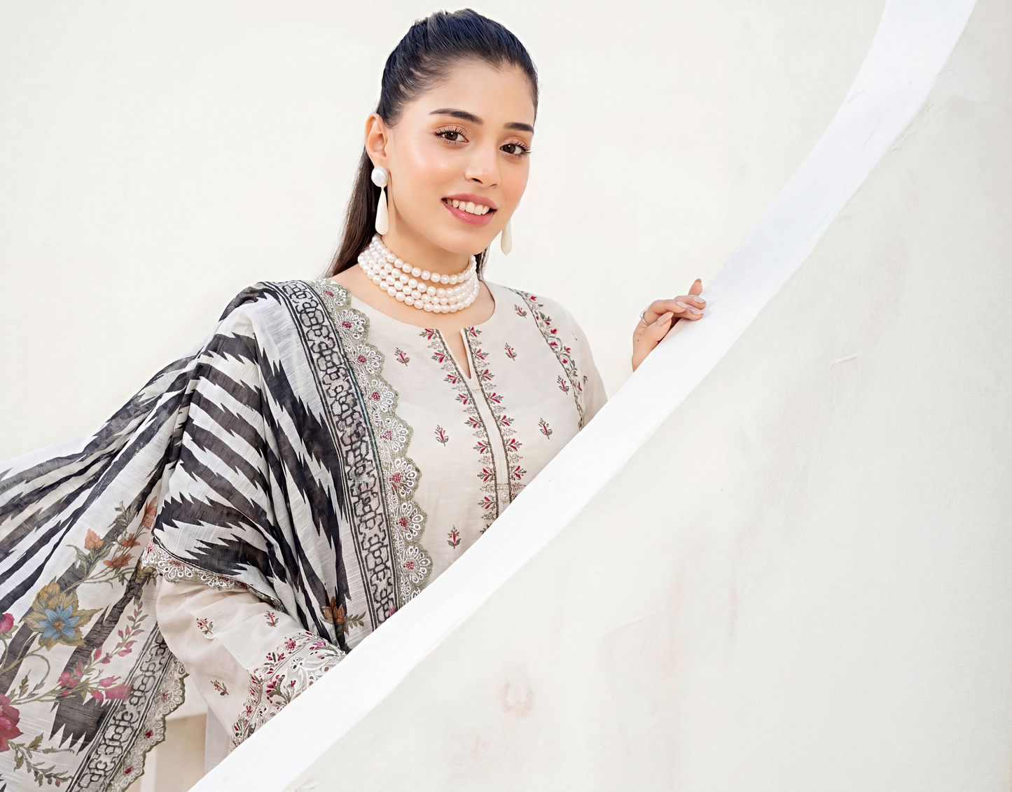 Meadows By Anaya Noor Emb Lawn With Organza Patches 3PC