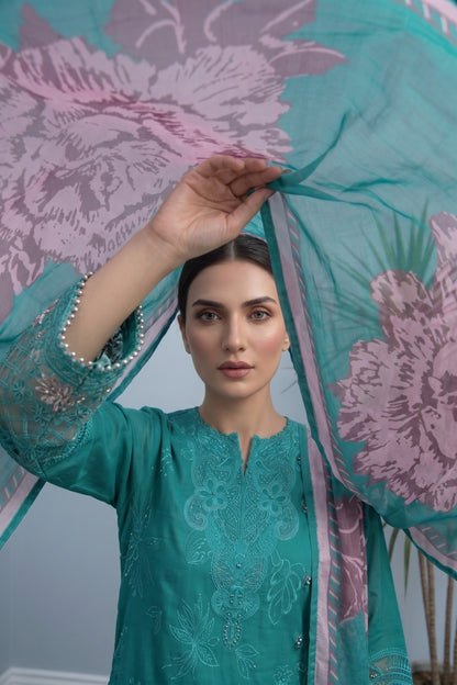 Shiffli Kari By Anaya Noor Emb Lawn 3PC