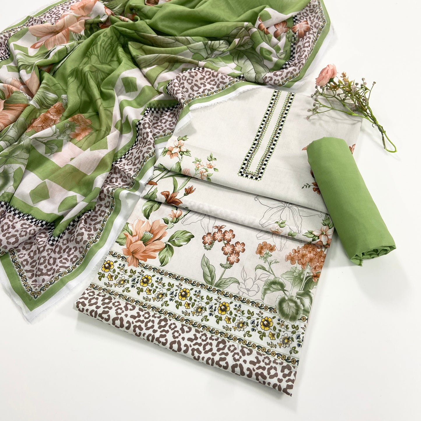 Riwayat By Shanaya Digital Printed Lawn 3PC