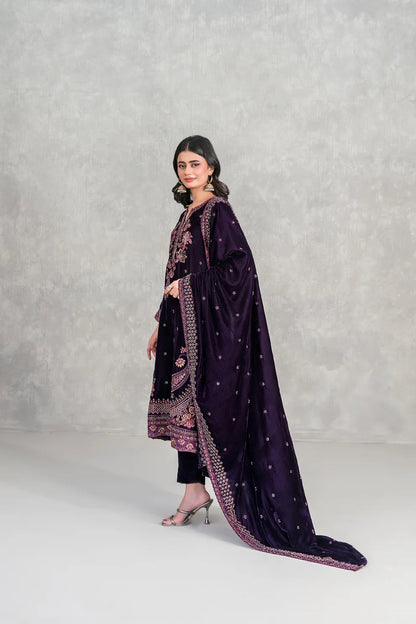 Sincera By Tawakkal Luxury Fancy Emb Cutdana Velvet 3PC