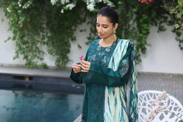 Sairaab | Dressline | Khaddar