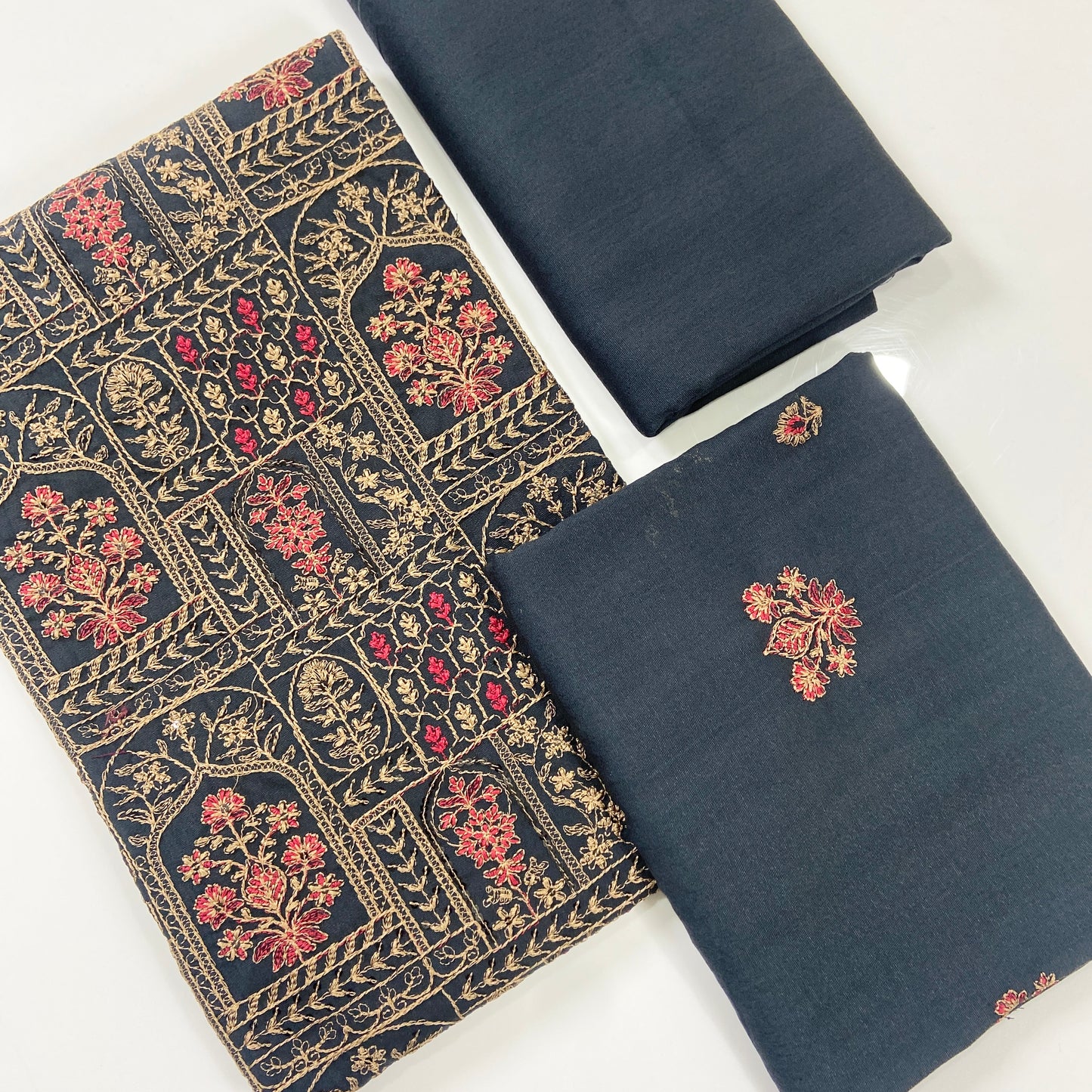 Bareeze Emb Karandi 2PC