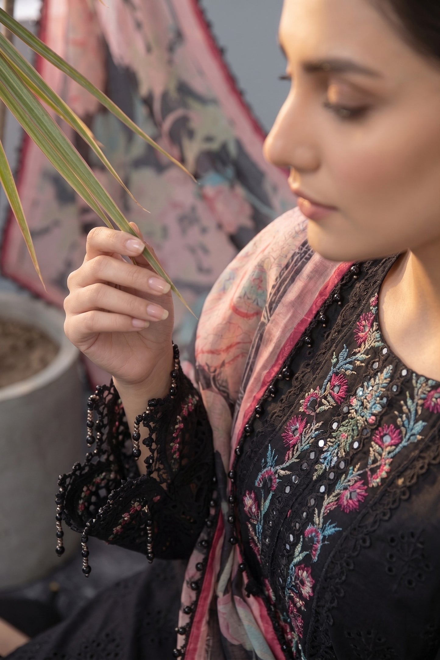 Shiffli Kari By Anaya Noor Emb Lawn 3PC