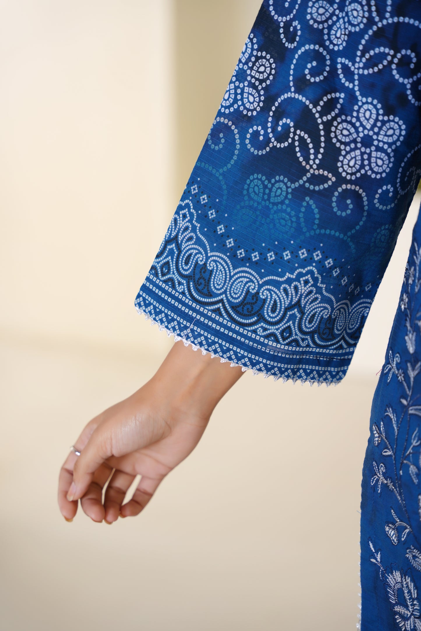 Rang Reza By Anaya Noor Embroidered Bana Dora 3PC