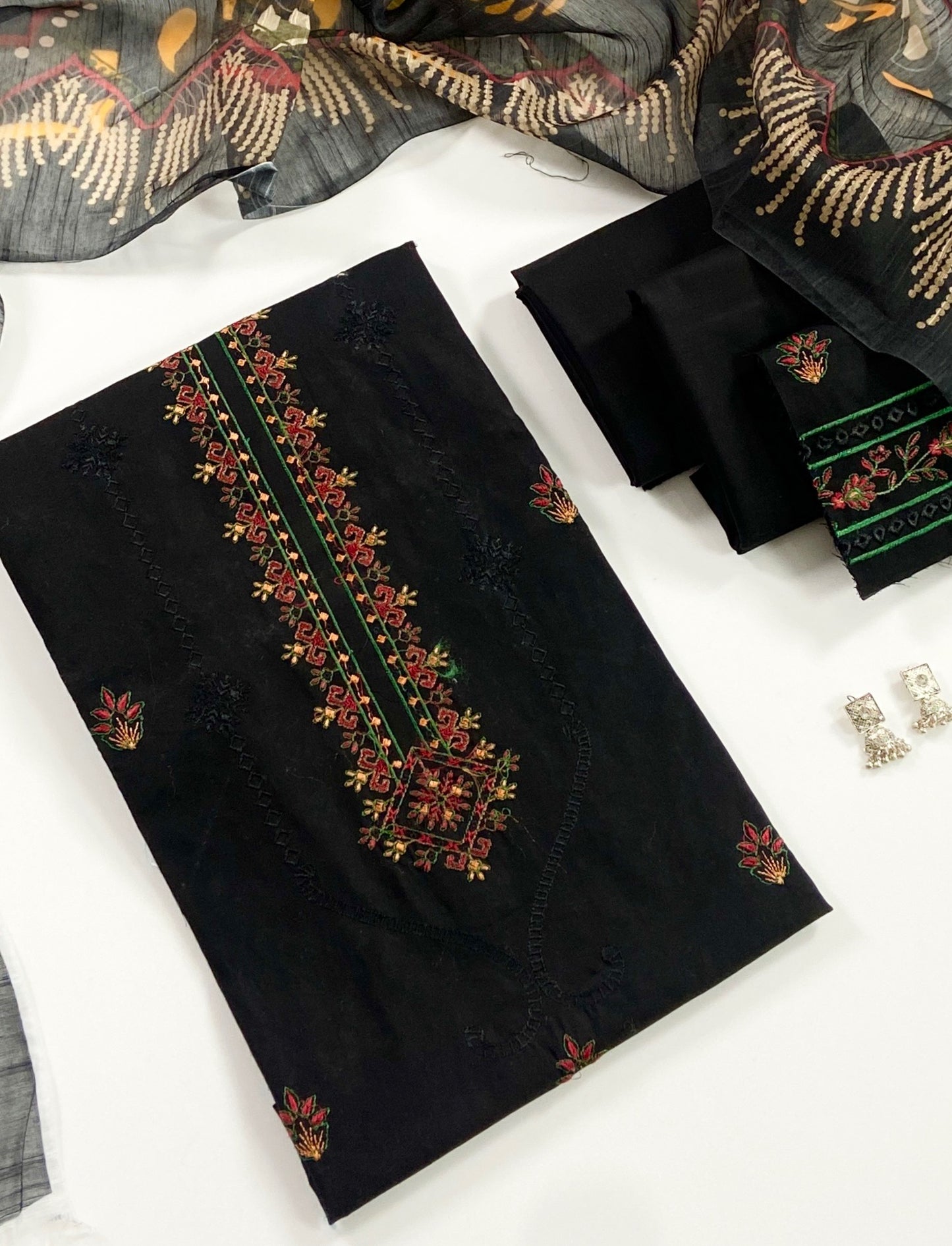 Lakhany Fully Embroidered Lawn 3PC